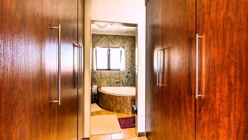 3 Bedroom Property for Sale in Hughes Gauteng