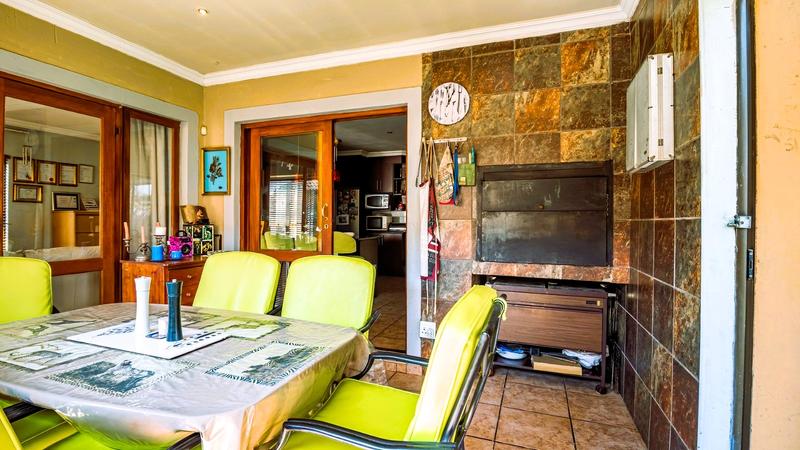 3 Bedroom Property for Sale in Hughes Gauteng