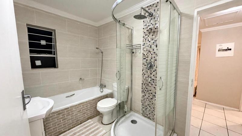 To Let 2 Bedroom Property for Rent in Morningside Gauteng