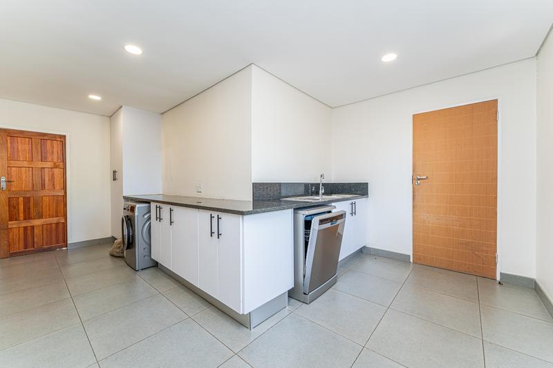 To Let 4 Bedroom Property for Rent in River Club Gauteng