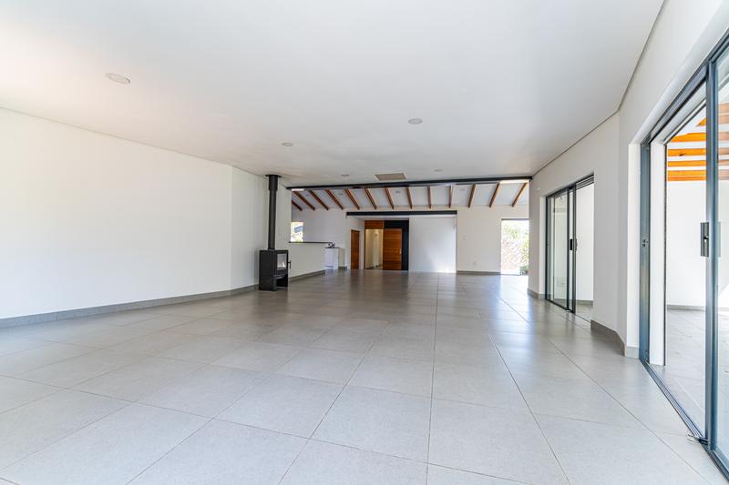 To Let 4 Bedroom Property for Rent in River Club Gauteng