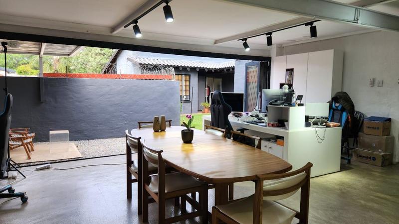 To Let Commercial Property for Rent in Rivonia Gauteng