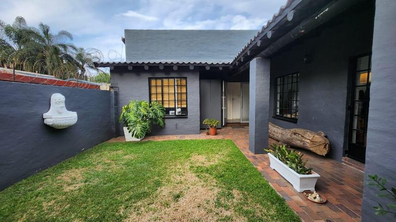 To Let Commercial Property for Rent in Rivonia Gauteng