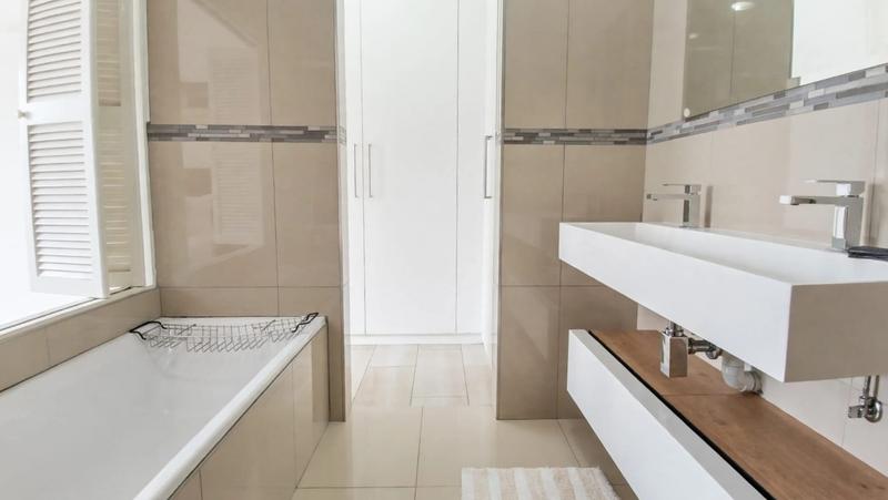 To Let 2 Bedroom Property for Rent in Rivonia Gauteng