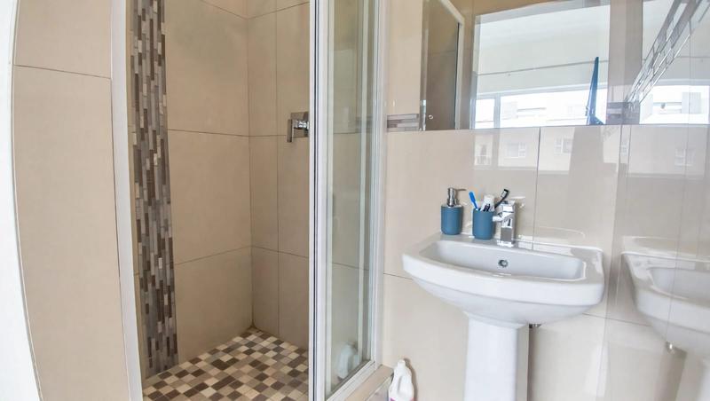 To Let 2 Bedroom Property for Rent in Rivonia Gauteng