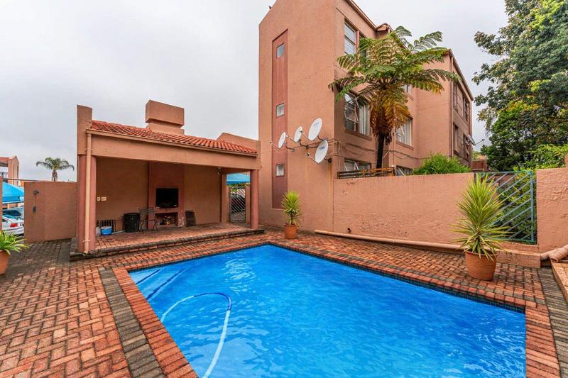 1 Bedroom Property for Sale in Linden Gauteng
