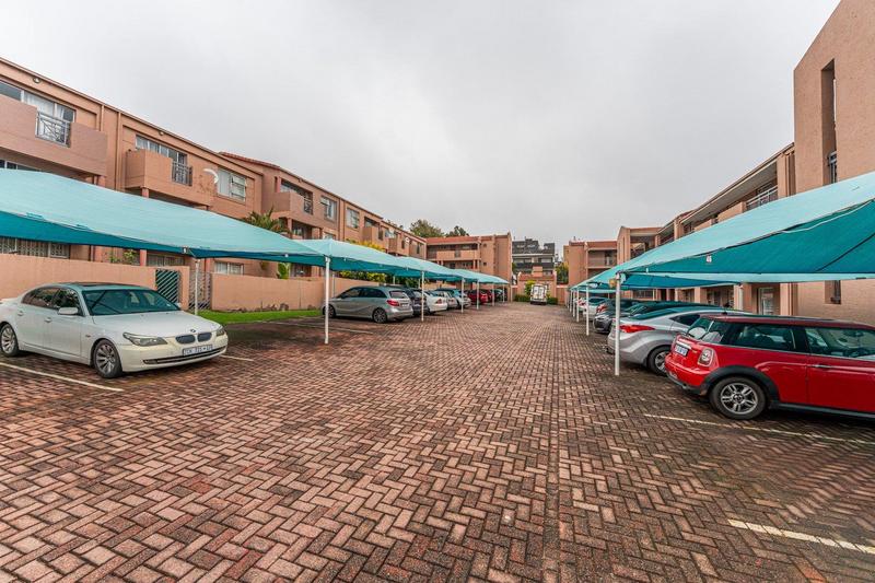 1 Bedroom Property for Sale in Linden Gauteng