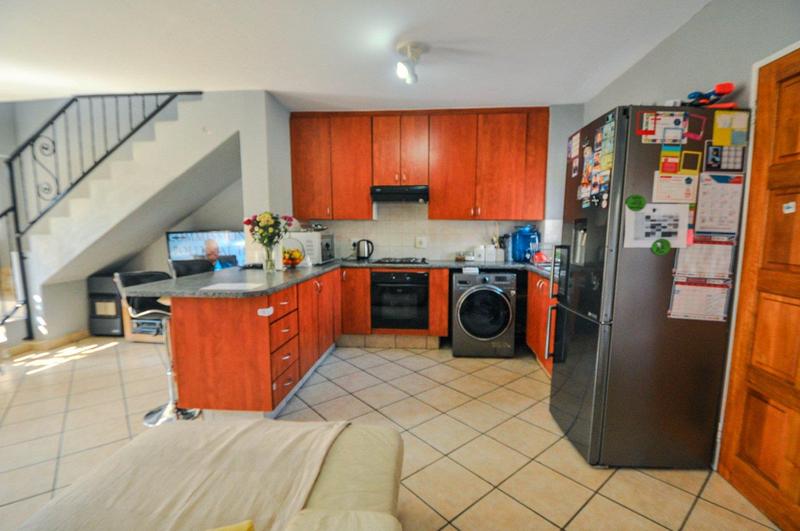 3 Bedroom Property for Sale in Halfway Gardens Gauteng