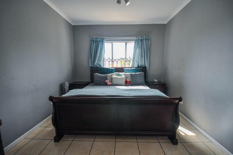 3 Bedroom Property for Sale in Halfway Gardens Gauteng