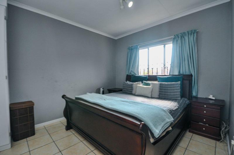 3 Bedroom Property for Sale in Halfway Gardens Gauteng