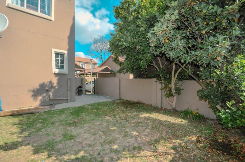 3 Bedroom Property for Sale in Halfway Gardens Gauteng