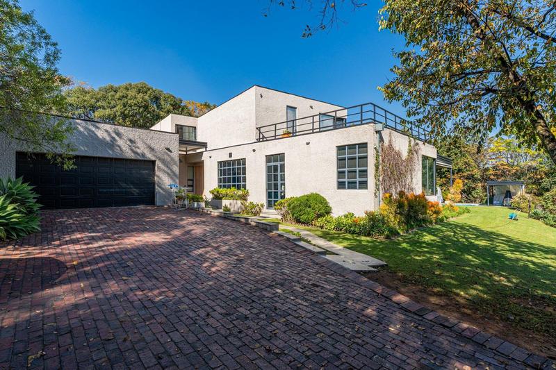 6 Bedroom Property for Sale in Morningside Gauteng