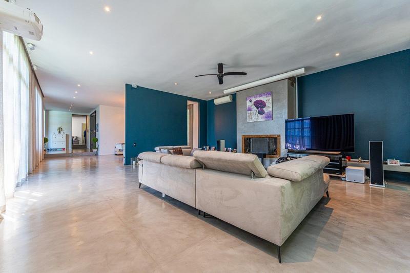 6 Bedroom Property for Sale in Morningside Gauteng