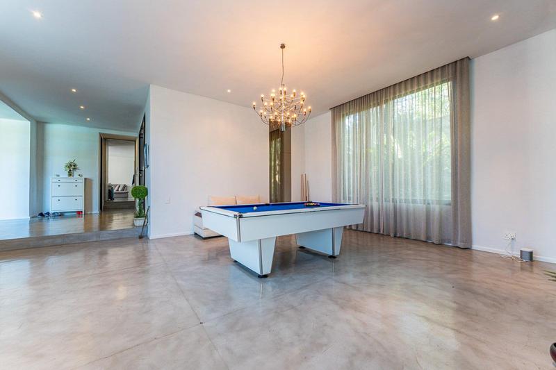 6 Bedroom Property for Sale in Morningside Gauteng