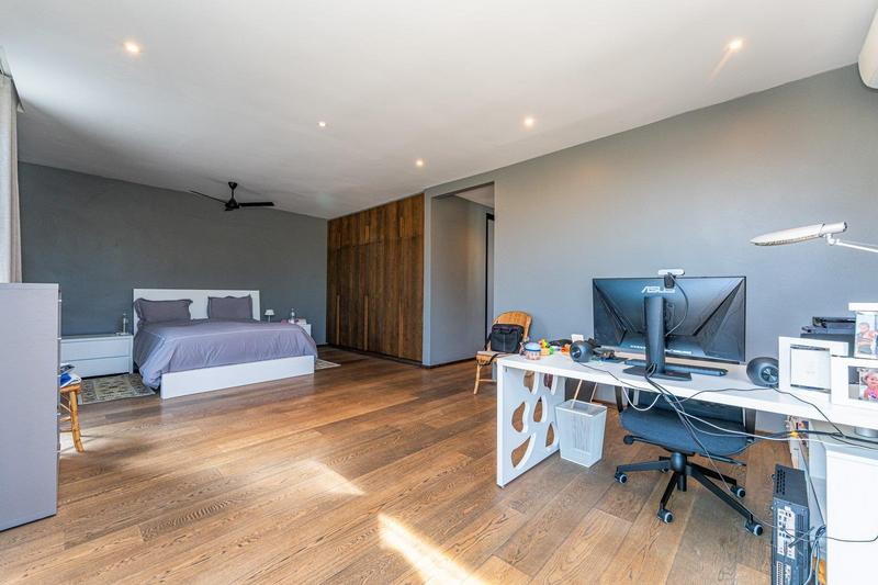 6 Bedroom Property for Sale in Morningside Gauteng