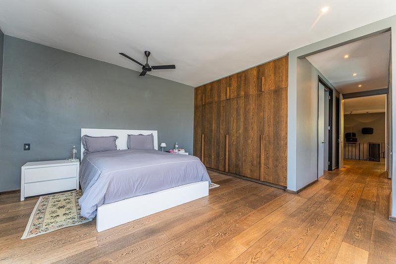 6 Bedroom Property for Sale in Morningside Gauteng
