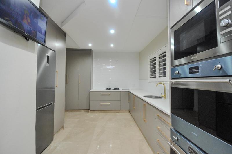 6 Bedroom Property for Sale in Morningside Gauteng
