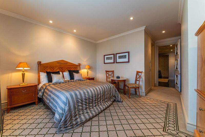 3 Bedroom Property for Sale in Sandton Central Gauteng