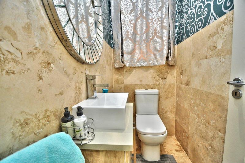 5 Bedroom Property for Sale in Northern Acres Gauteng