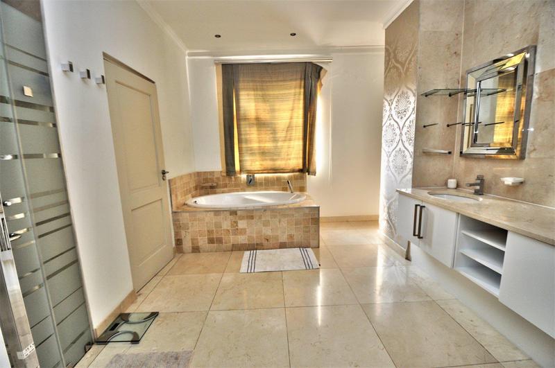 5 Bedroom Property for Sale in Northern Acres Gauteng