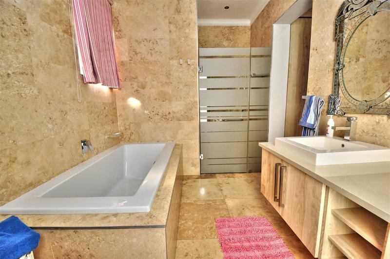 5 Bedroom Property for Sale in Northern Acres Gauteng
