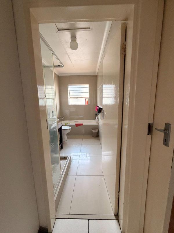 2 Bedroom Property for Sale in Ferndale Gauteng