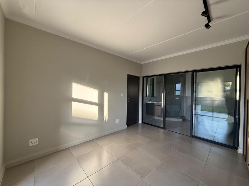 To Let 2 Bedroom Property for Rent in Carlswald Gauteng