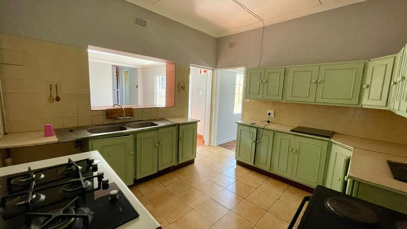 To Let 5 Bedroom Property for Rent in Discovery Gauteng