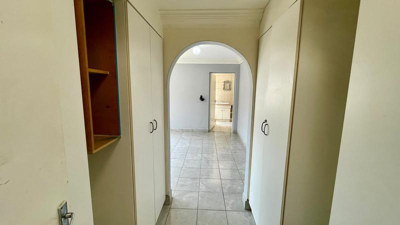 To Let 5 Bedroom Property for Rent in Discovery Gauteng