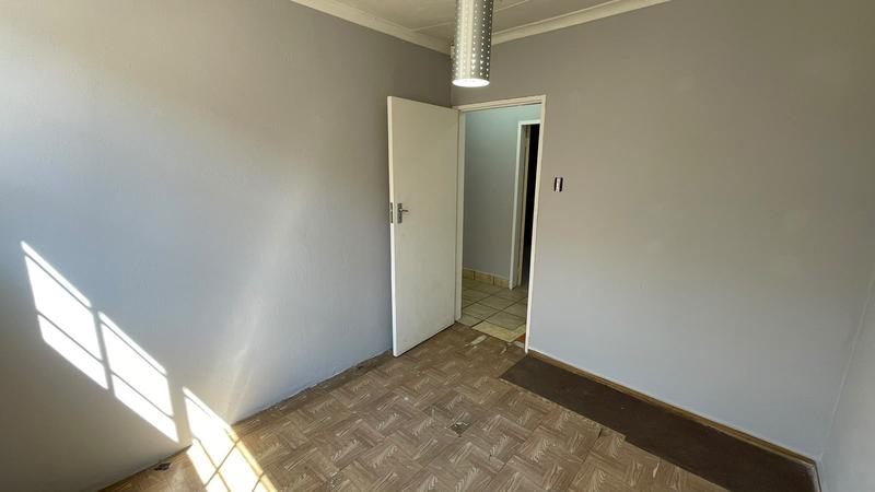 To Let 5 Bedroom Property for Rent in Discovery Gauteng
