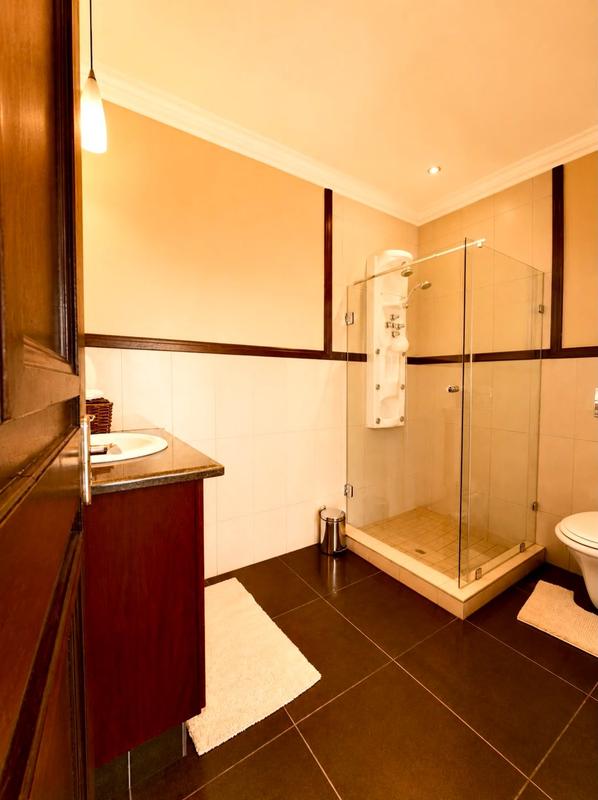 To Let 3 Bedroom Property for Rent in Morningside Gauteng