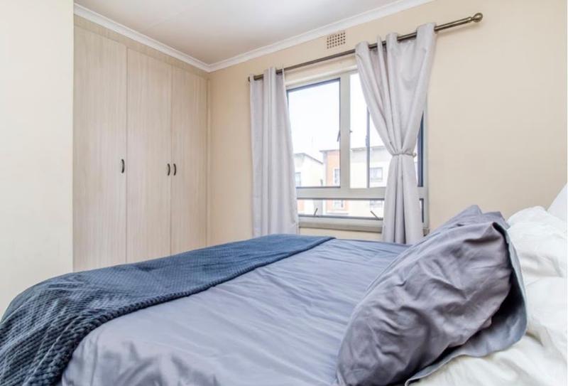 To Let 2 Bedroom Property for Rent in Noordwyk Gauteng