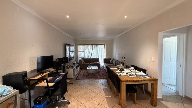 To Let 2 Bedroom Property for Rent in Paulshof Gauteng