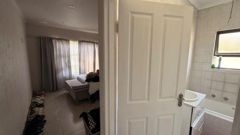 To Let 2 Bedroom Property for Rent in Paulshof Gauteng