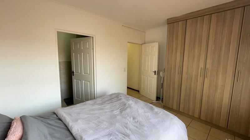 To Let 2 Bedroom Property for Rent in Ruimsig A H Gauteng