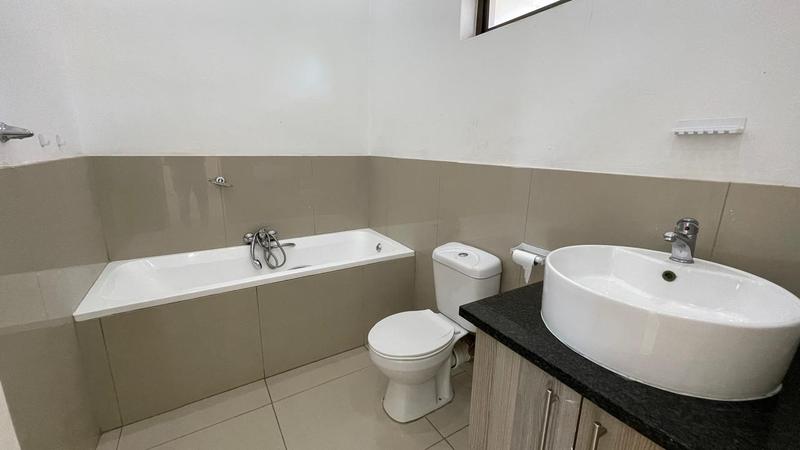 To Let 2 Bedroom Property for Rent in Ruimsig A H Gauteng