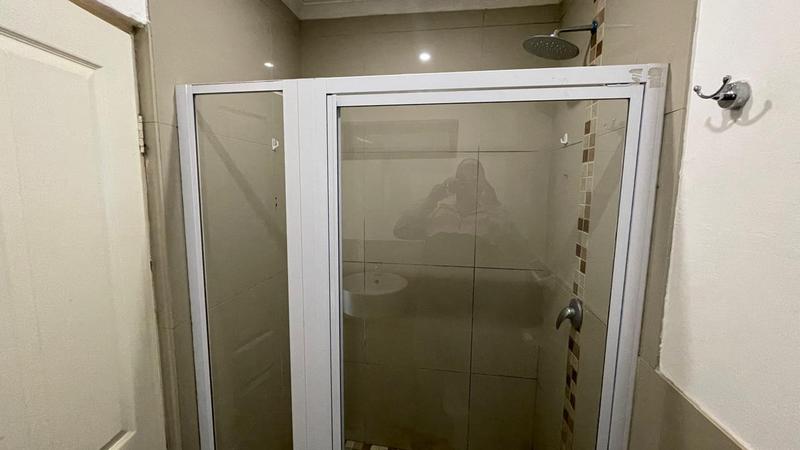 To Let 2 Bedroom Property for Rent in Ruimsig A H Gauteng