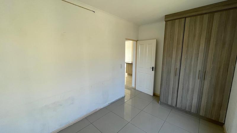 To Let 2 Bedroom Property for Rent in Ruimsig A H Gauteng
