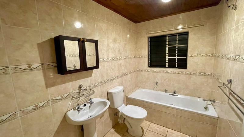 To Let 3 Bedroom Property for Rent in Wilgeheuwel Gauteng