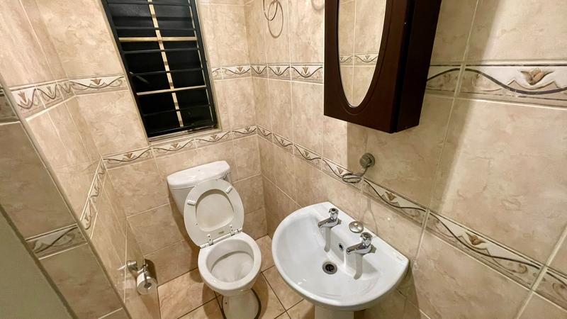 To Let 3 Bedroom Property for Rent in Wilgeheuwel Gauteng