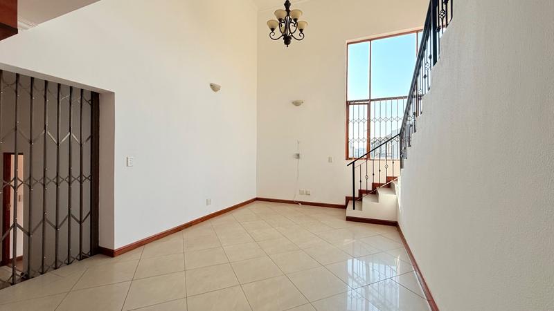 4 Bedroom Property for Sale in Barbeque Downs Gauteng