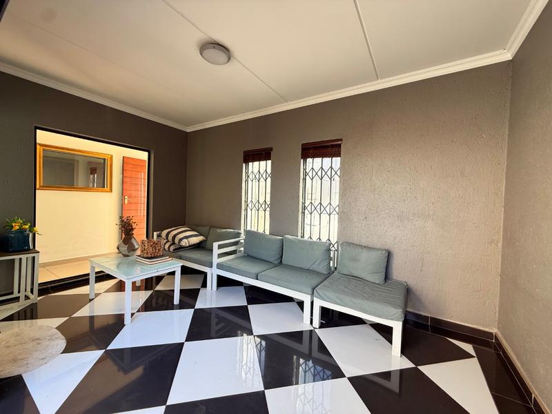 4 Bedroom Property for Sale in Carlswald Gauteng