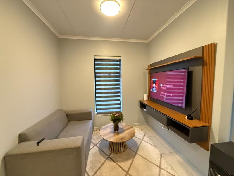 1 Bedroom Property for Sale in Carlswald Gauteng