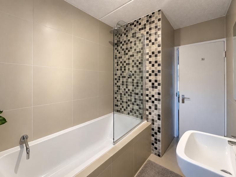 2 Bedroom Property for Sale in Morningside Gauteng