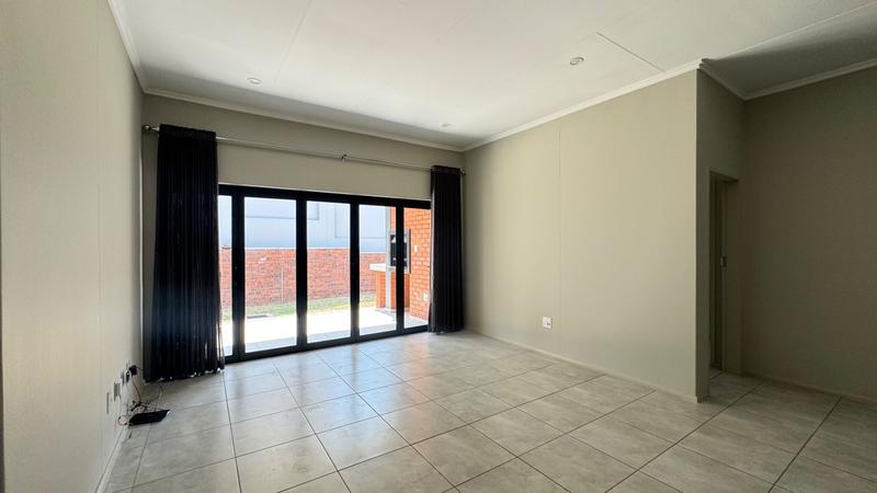 3 Bedroom Property for Sale in Vorna Valley Gauteng