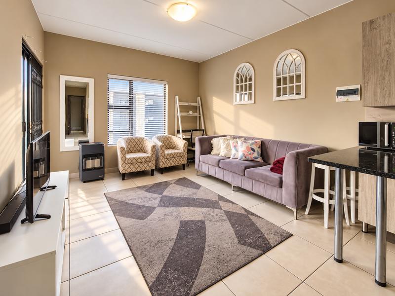 2 Bedroom Property for Sale in Glen Austin Gauteng