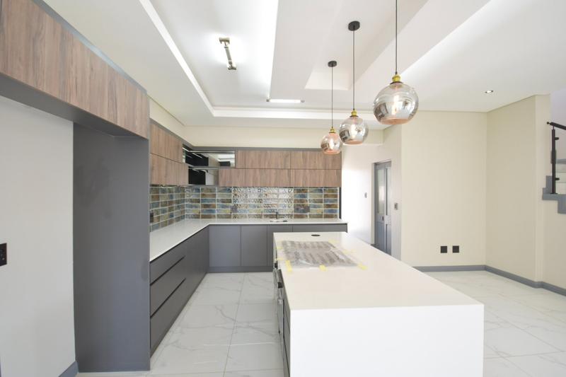 5 Bedroom Property for Sale in Fountainbrook Estate Gauteng