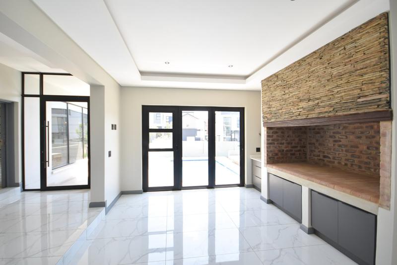 5 Bedroom Property for Sale in Fountainbrook Estate Gauteng