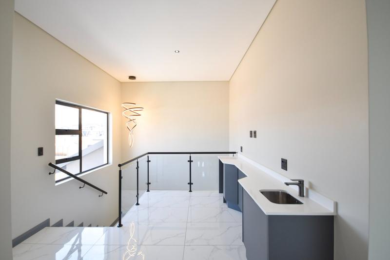 5 Bedroom Property for Sale in Fountainbrook Estate Gauteng