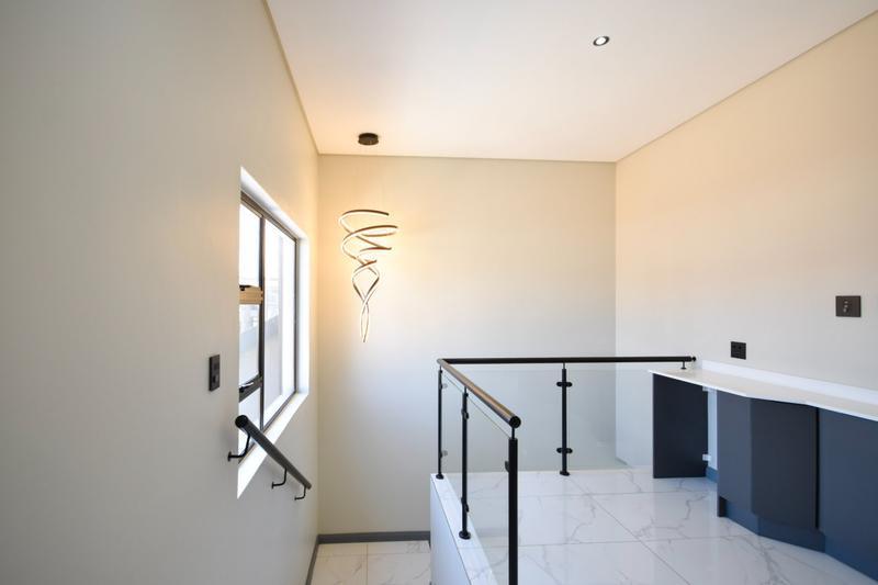5 Bedroom Property for Sale in Fountainbrook Estate Gauteng